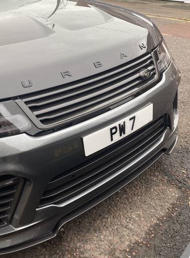 UK Number Plate PW 7 on a 2018 Grey Land Rover Range Rover Sport