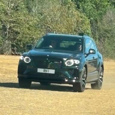UK Number Plate RH 1 on a 2026 Green Bentley Bentayga Speed V8 Auto