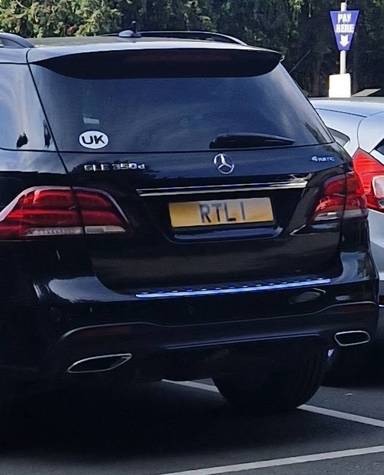 UK Number Plate RTL 1 on a 2018 Black Mercedes-Benz GLE