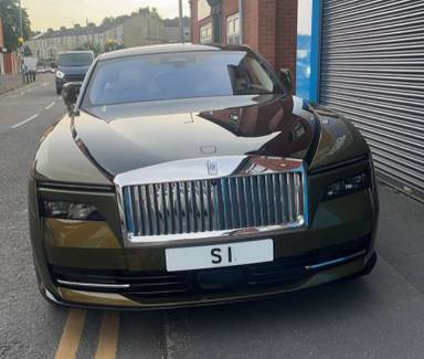 UK Number Plate S 1 on a 2024 Gold Rolls Royce Spectre Ev