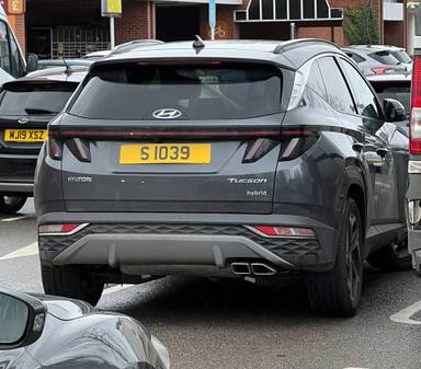 UK Number Plate S 1039 on a 2022 Grey Hyundai Tucson Ultimate T-Gdi Hev Auto