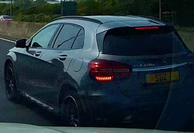 UK Number Plate SDZ 1 on a 2018 Grey Mercedes-Benz GLA