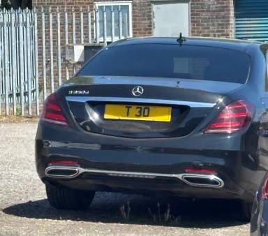 UK Number Plate T 30 on a 2025 Grey Land Rover Range Rover Sport Ed D Mhev A
