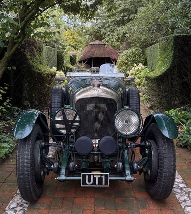 UK Number Plate UT 1 on a 1929 Green Bentley