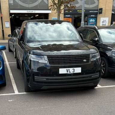 UK Number Plate VL 3 on a 2022 Black Land Rover Range Rover Se D Mhev Auto