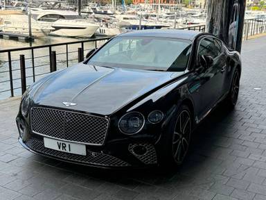 UK Number Plate VR 1 on a 2022 Black Bentley Continental Gt V8 Auto