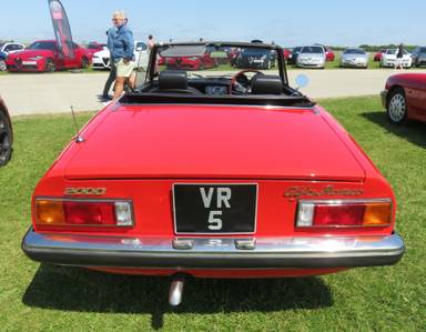 UK Number Plate VR 5 on a 1978 RED Alfa Romeo Spider