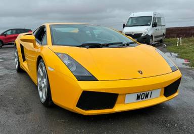 UK Number Plate WOW 1 on a 2006 Yellow Lamborghini Gallardo