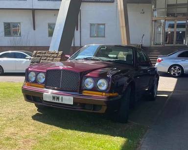 UK Number Plate WW 1 on a 1997 RED Bentley Continental