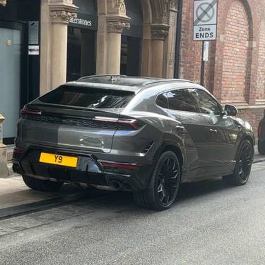 UK Number Plate Y 9 on a 2025 Grey Lamborghini Urus Se Phev Auto