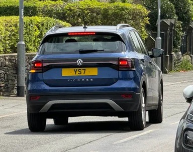 UK Number Plate YS 7 on a 2019 Blue Volkswagen T-Cross