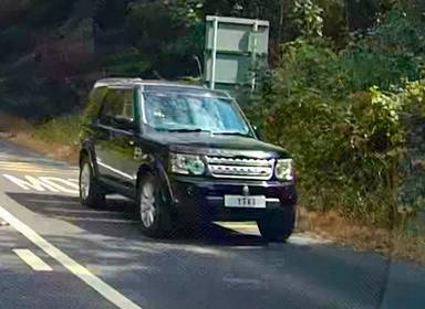 UK Number Plate YTX 1 on a 2012 Black Land Rover Discovery